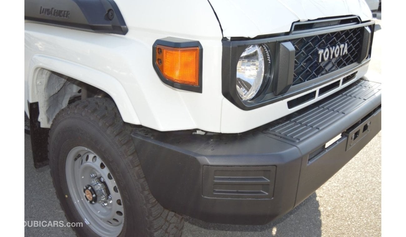 Toyota Land Cruiser Hard Top 3 Doors