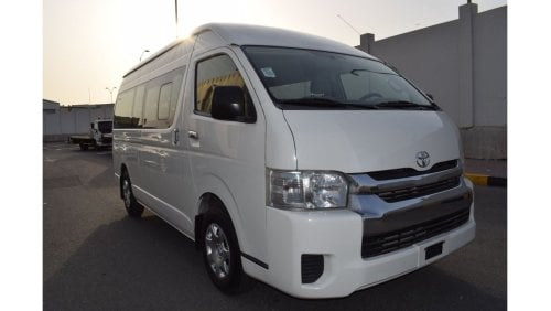 Toyota Hiace Commuter GLX High Roof Toyota Hiace Highroof Bus DLX  ,13 seater  Diesel, Model:2017. Only done 5000