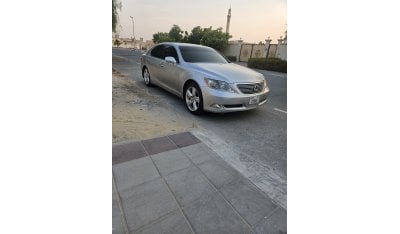 Lexus LS460