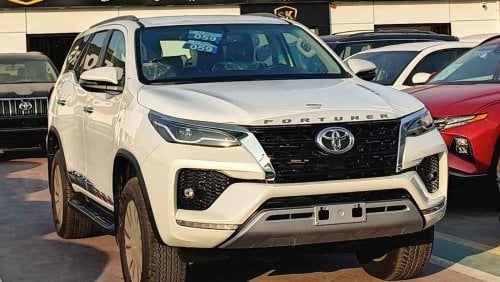 Toyota Fortuner SR5, 4.0L, V6, 2 Electric Seats, Auto AC, Rims, Leather Sts, Wireless Charger 2024MY (CODE# FP40F)