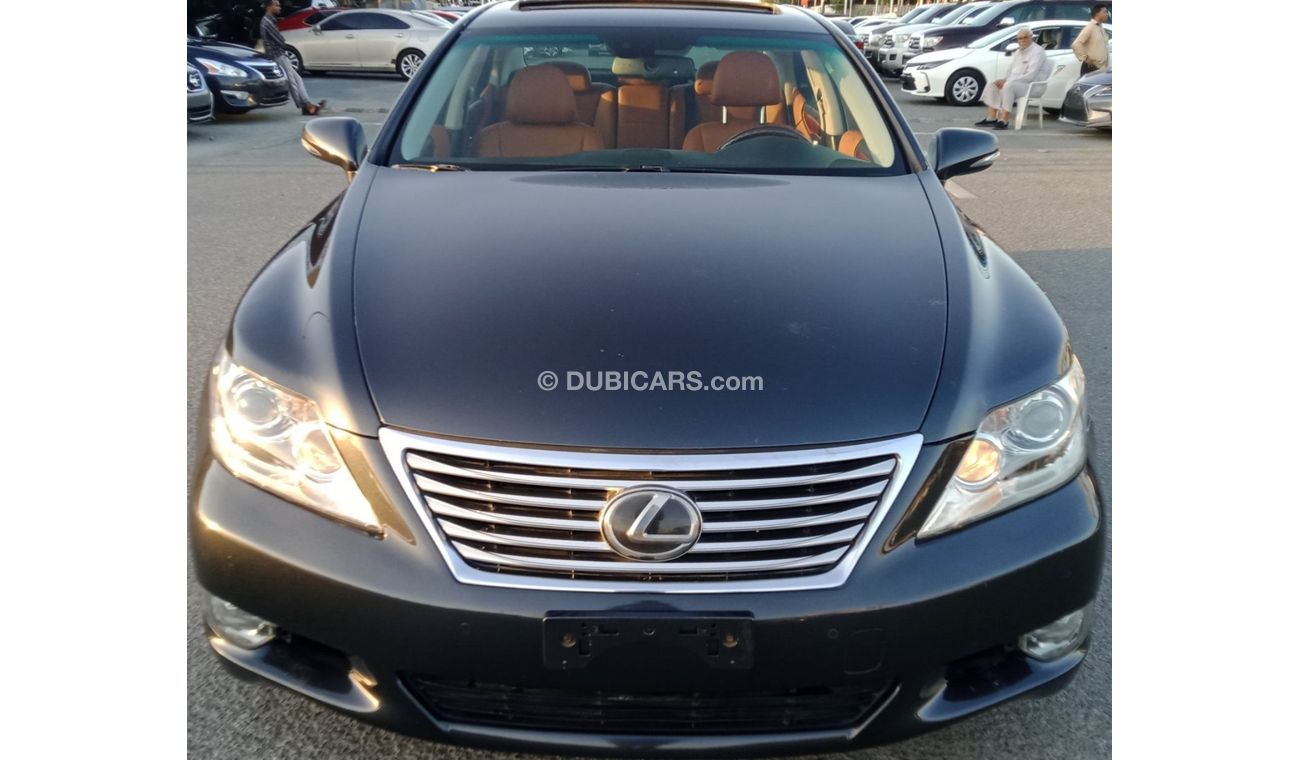 Lexus LS460 Lexus LS460 4.6L V8 Model 2010