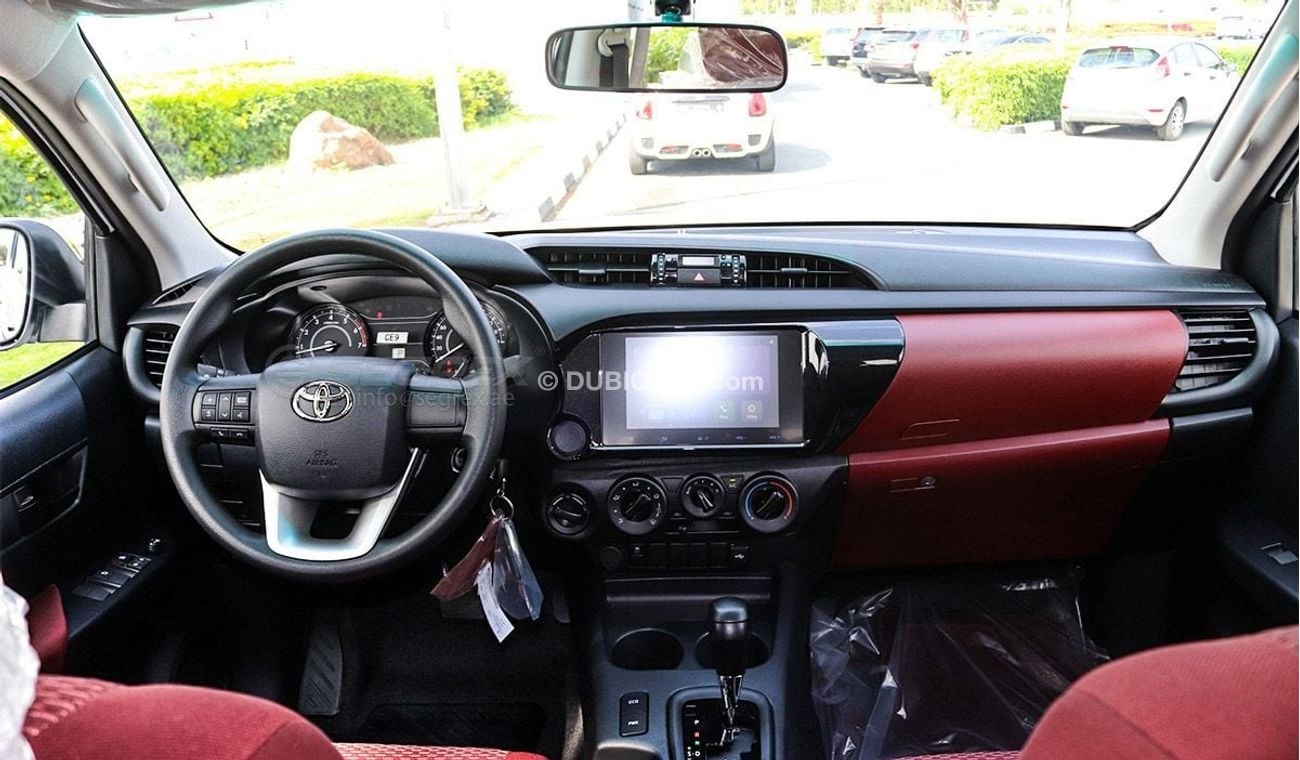 تويوتا هيلوكس Toyota Hilux 2.7L Basica Gasolina 4x4 TA 2024