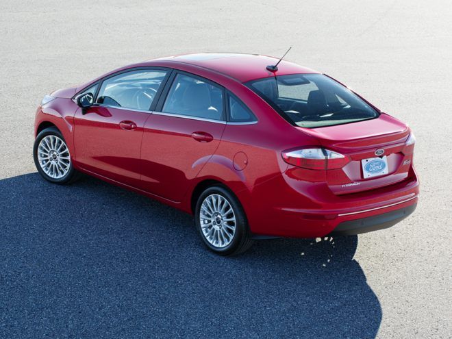 Ford Fiesta exterior - Rear Right Angled