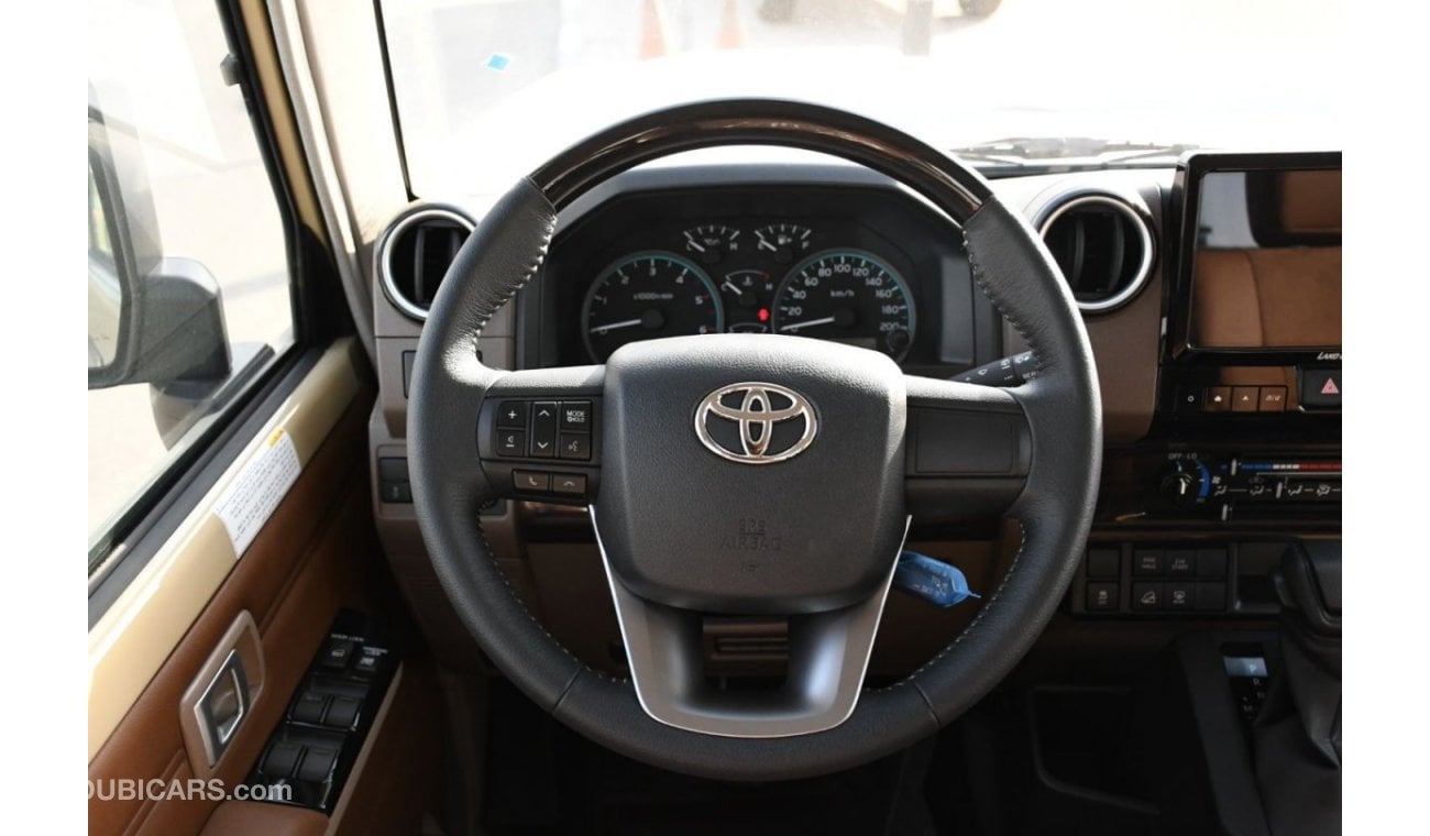 Toyota Land Cruiser Hard Top 2.8L DIESEL AUTOMATIC  4WD 76 series