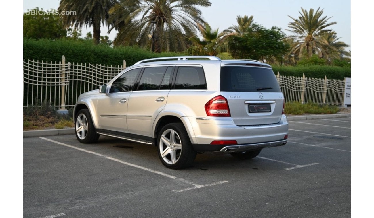 مرسيدس بنز GL 500 BEST DEAL - LOW MILEAGE - MERCEDES GL 500 4MATIC - ORIGINAL PAINT - WELL MAINTAINED - GCC