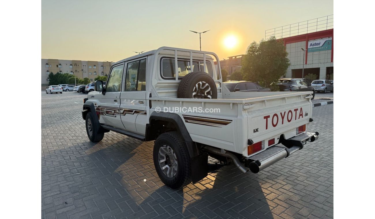 Toyota Land Cruiser Pick Up 2024 Toyota Land Cruiser LC79 Double Cab Pickup Full-Option 2.8L 4Cyl Turbo Diesel A/T 4WD Export On