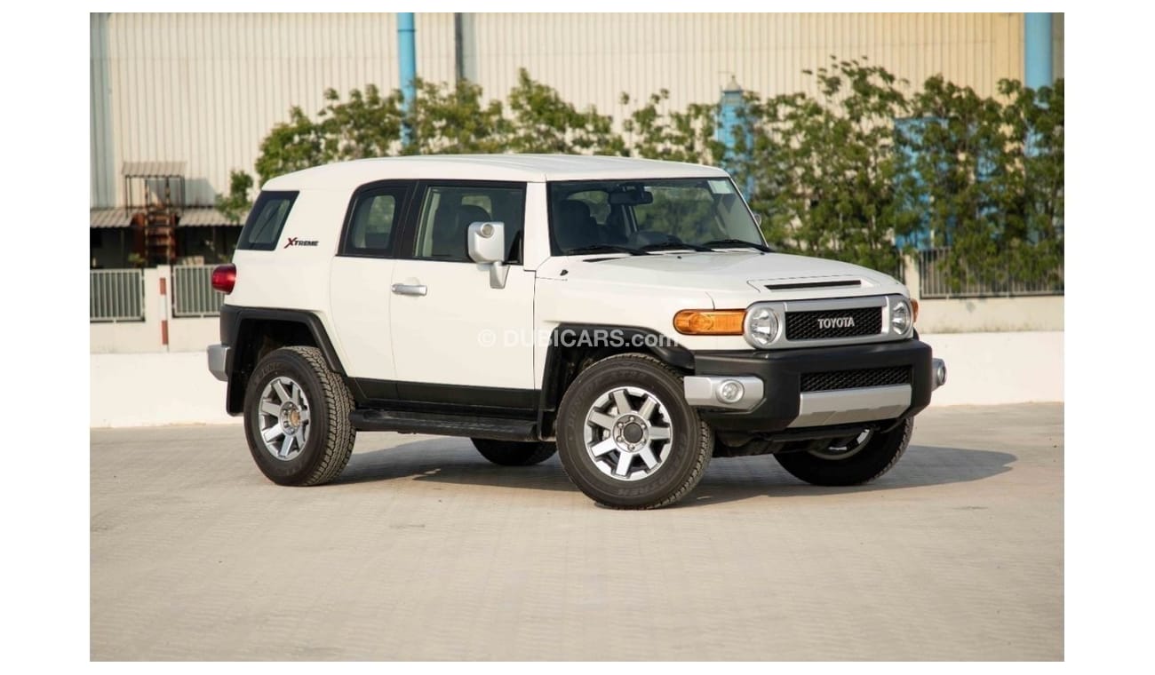 Toyota FJ Cruiser 2023 Toyota FJ Cruiser 4.0 Xtreme - White Inside Grey | Export Only