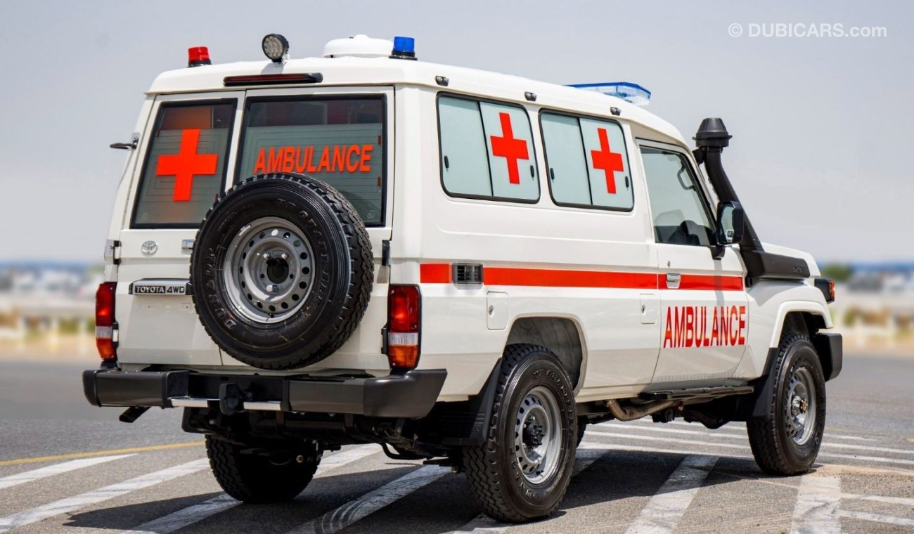 تويوتا لاند كروزر هارد توب Land cruiser hard top AMBULANCE 4.2L DIESEL MY2024 EXPORT ONLY