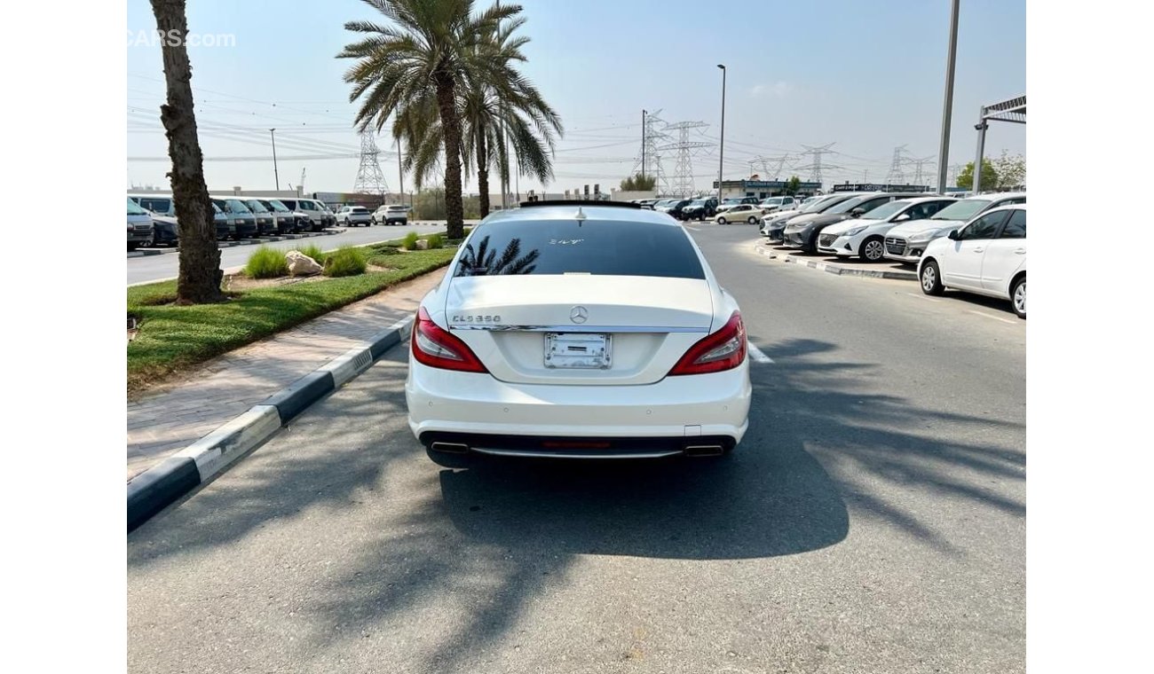 مرسيدس بنز CLS 550 Mercedes — Benz CLS 550 2012 Neat and clean