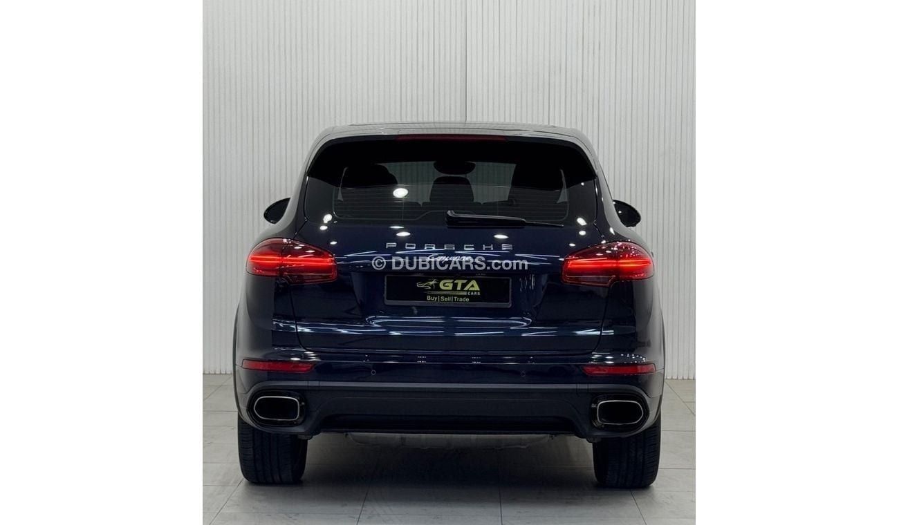 Porsche Cayenne Std 3.6L 2016 Porsche Cayenne, Full Service History, Excellent Condition, GCC