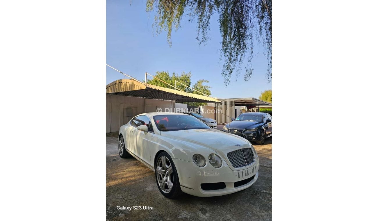 Bentley Continental GT 6.0L  12 cylinder