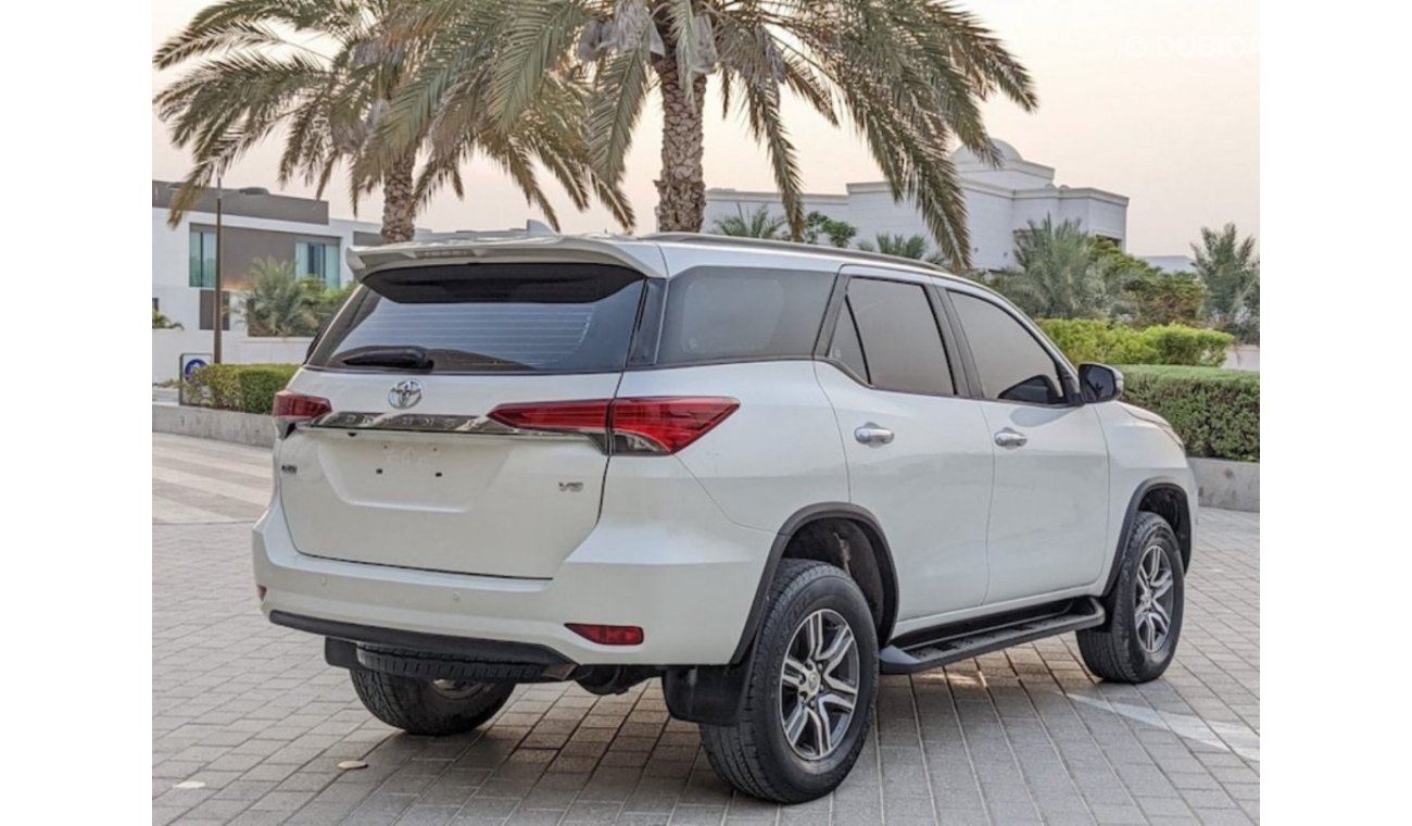 تويوتا فورتونر Toyota fortuner 2016 GXR