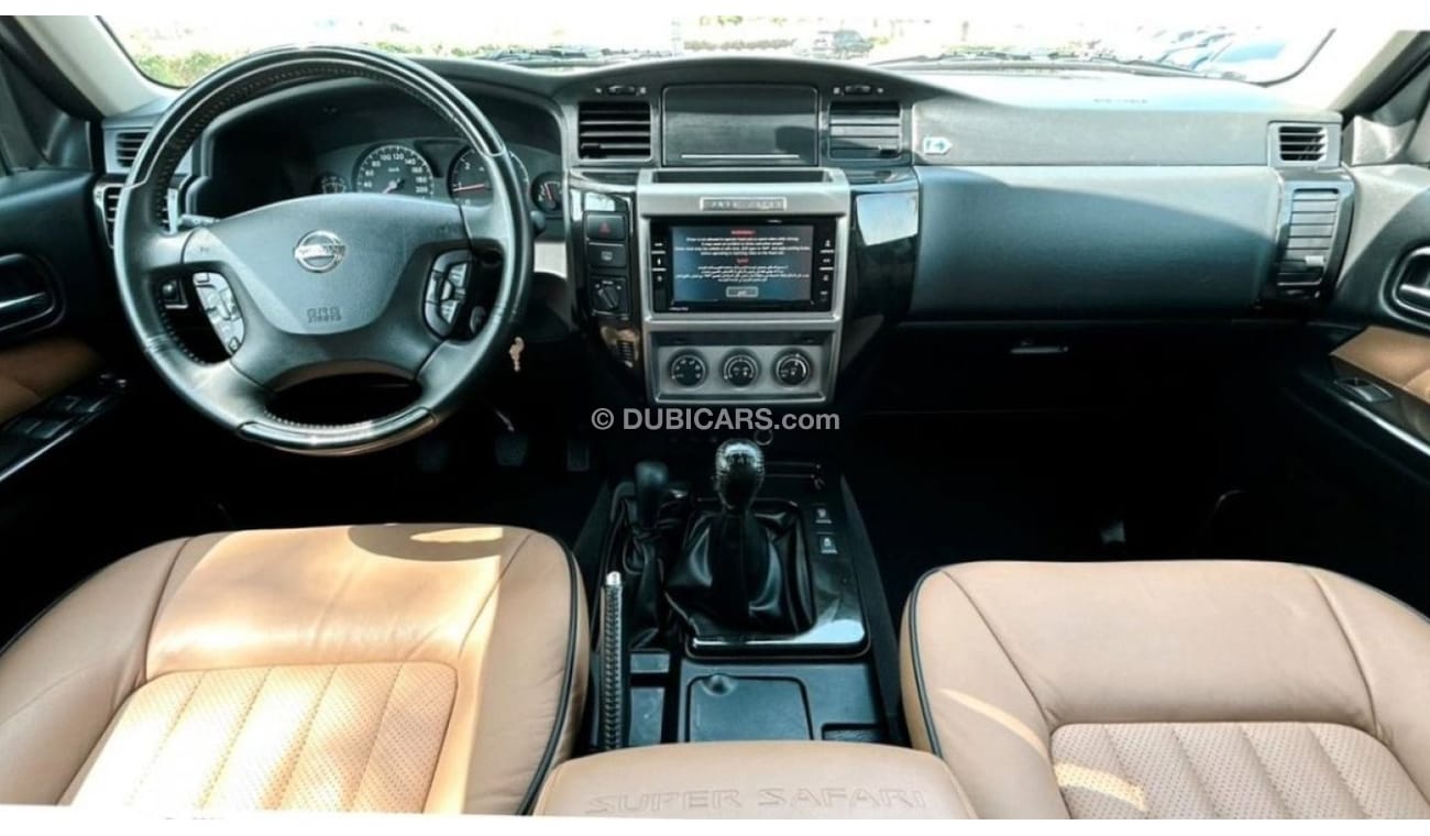 Nissan Patrol NISSAN PATROL SUPER SAFARI M/T 2021 GCC SINGLE OWNER WITH WARRANTY IN MINT CONDITION