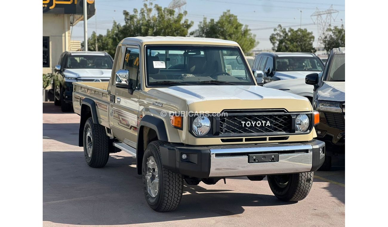 Toyota Land Cruiser Pick Up TOYOTA LAND CRUISER  4.0L Pick-up 4WD 2 doors