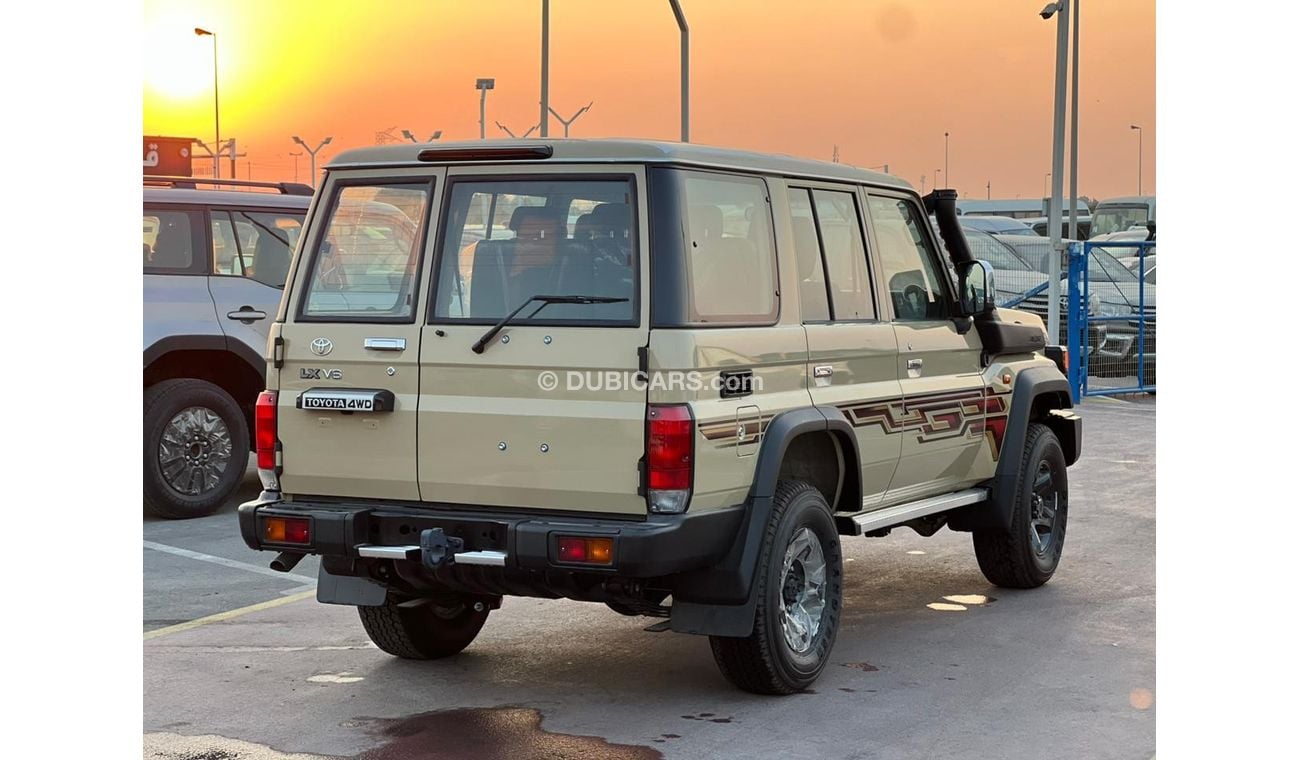 تويوتا لاند كروزر هارد توب TOYOTA LAND CRUISER (70 SERIES) (GRJ76) 4.0L SUV 4WD 2025