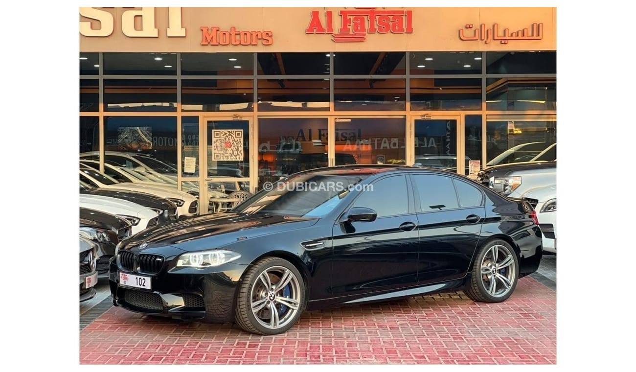 بي أم دبليو M5 Std BMW M5 4.4L  2014 85000KM  BLACK WARRANTE