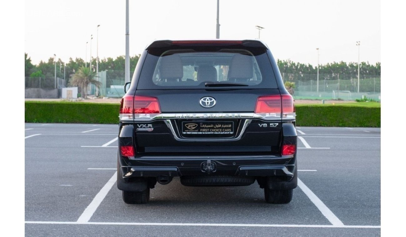 تويوتا لاند كروزر AED 3,462/month 2019 | TOYOTA LAND CRUISER VXR | FULL TOYOTA SERVICE HISTORY | T82477