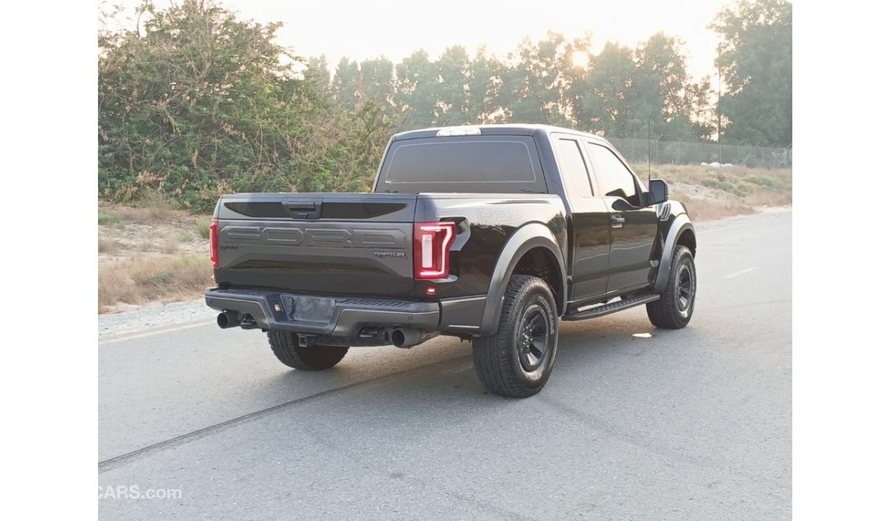 Ford F 150 SVT Raptor