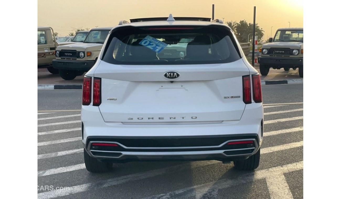 كيا سورينتو 2021 Kia Sorento SX 2.5L V4 Turbo - 4x4 AWD - Full Option Panoramic View - 7 Seater - 37000 Mileage