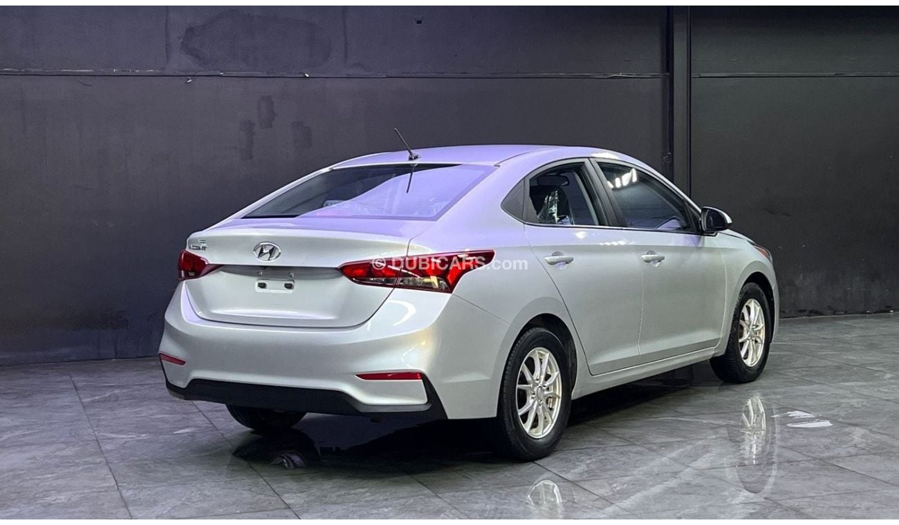 Used GL Hyundai Accent SEL 2019 for sale in Dubai - 656916