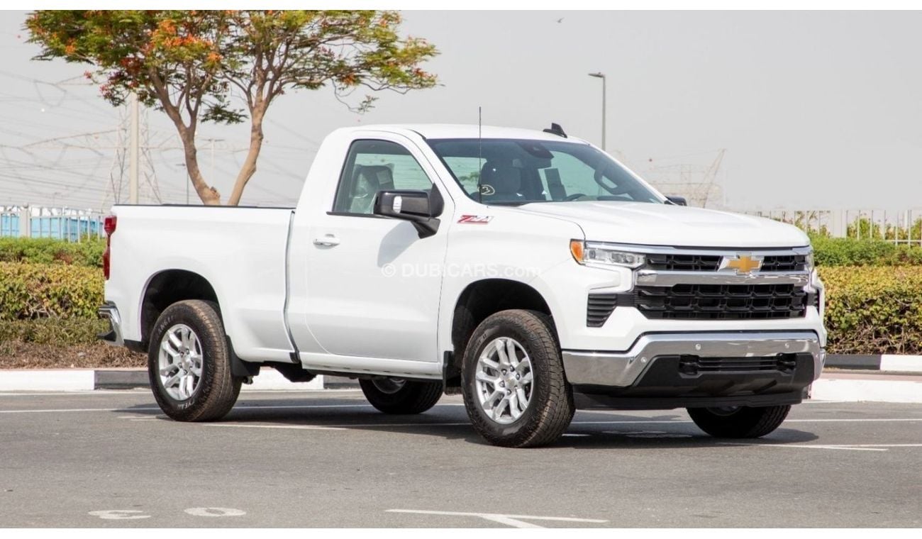 Chevrolet Silverado 1500 Z71 LT 4WD RegularCab GCC specs / 3 Years Warranty / Local Registration +5%