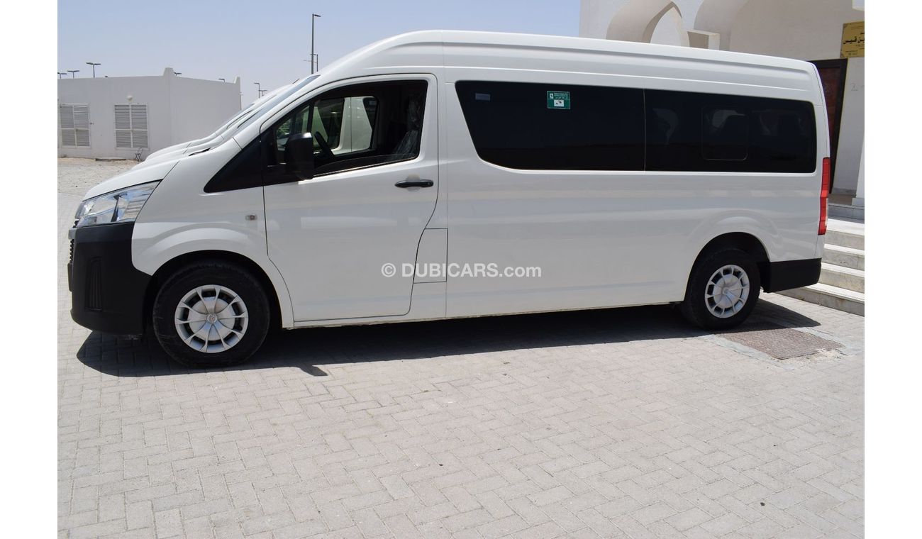 Toyota Hiace Commuter GL High Roof TOYOTA HIACE HIGHROOF BUS 6 CYLINER, MODEL:2019.FREE OF ACCIDENT