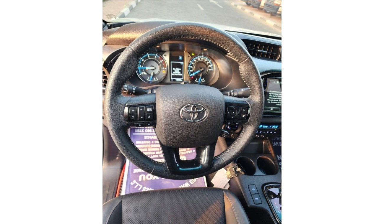 تويوتا هيلوكس Toyota Hilux pickup 2022 Diesel left hand drive full option