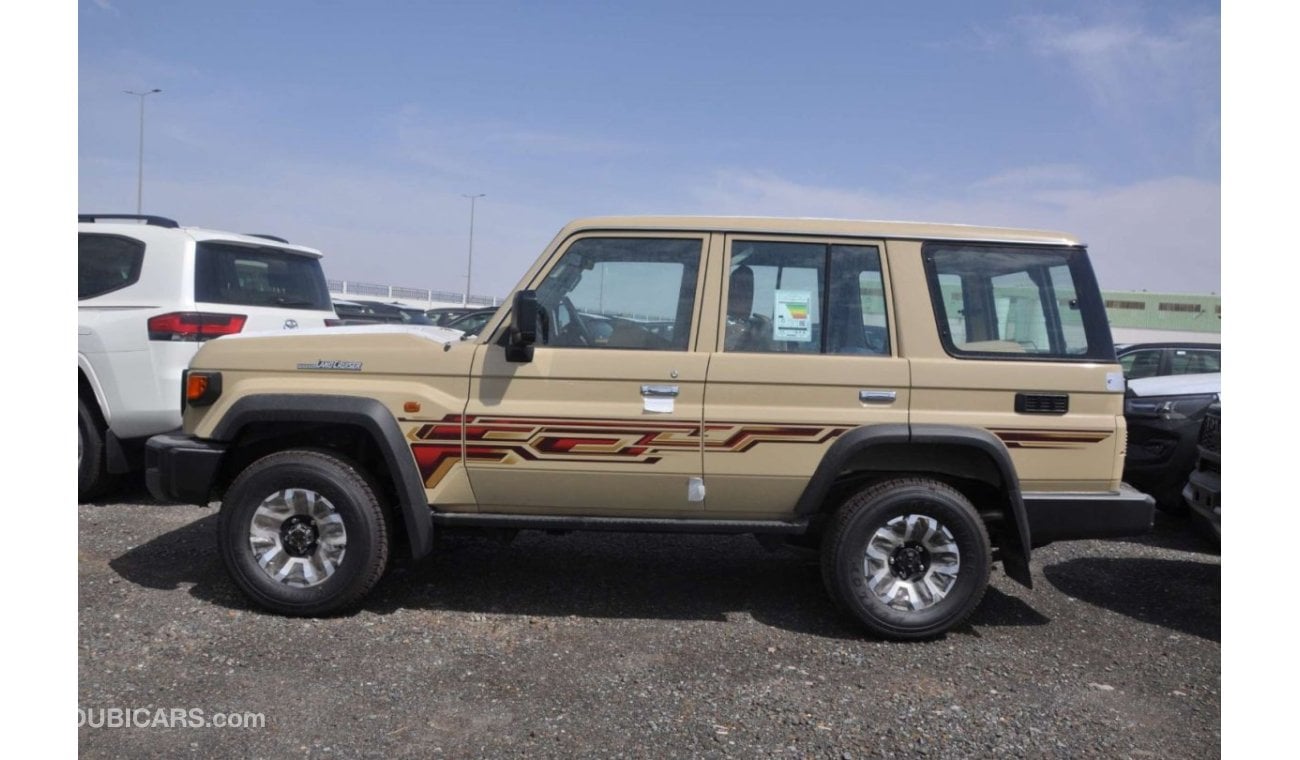 تويوتا لاند كروزر هارد توب LC HARD TOP 76TH 4.0L MODEL 2024 GCC BRAND NEW