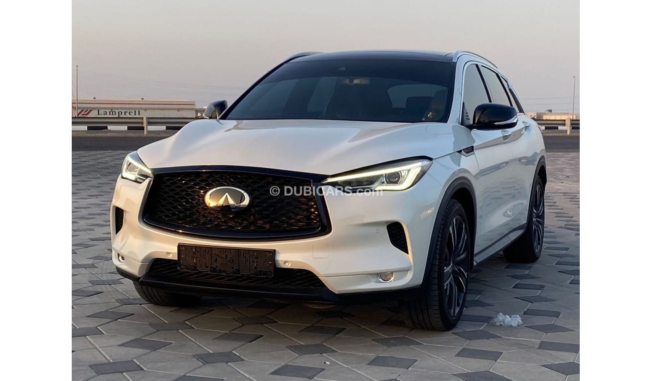 إنفينيتي QX50 Luxury 2.0L RWD