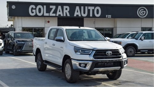 Toyota Hilux SR5 - 2.7l - Manual - Climate Control - Alloy - LED Headlights - Red Interior