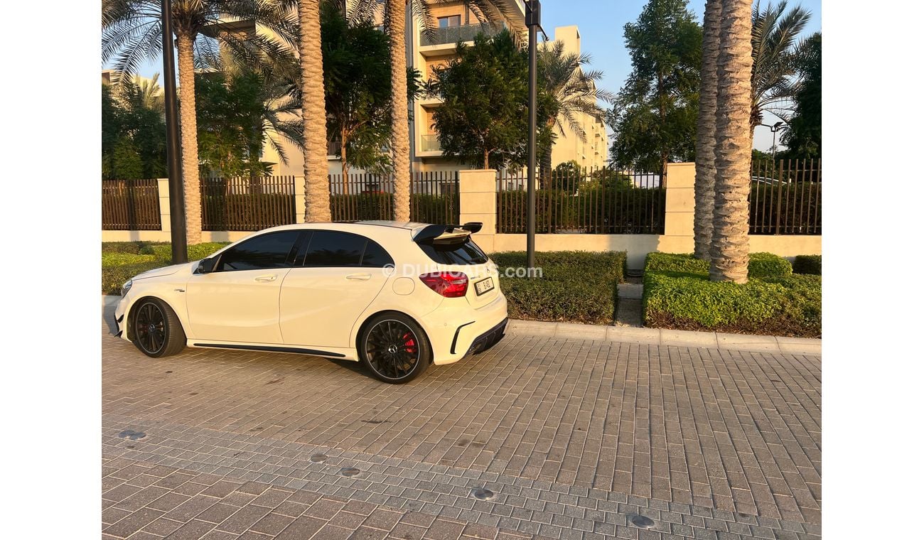 Mercedes-Benz A 45 AMG