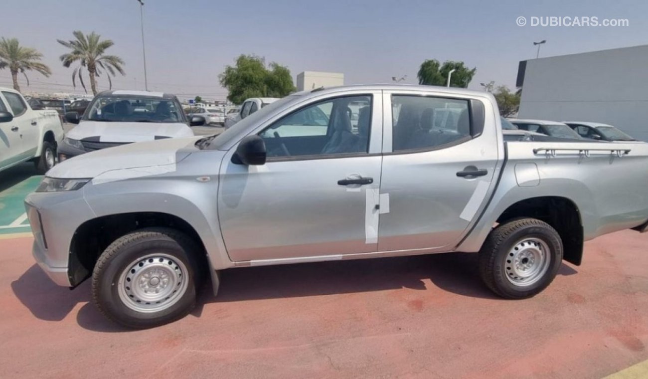 ميتسوبيشي L200 4x4  Diesel Engine 2.5L | Double Cab | Power Locks and Windows | Export Only