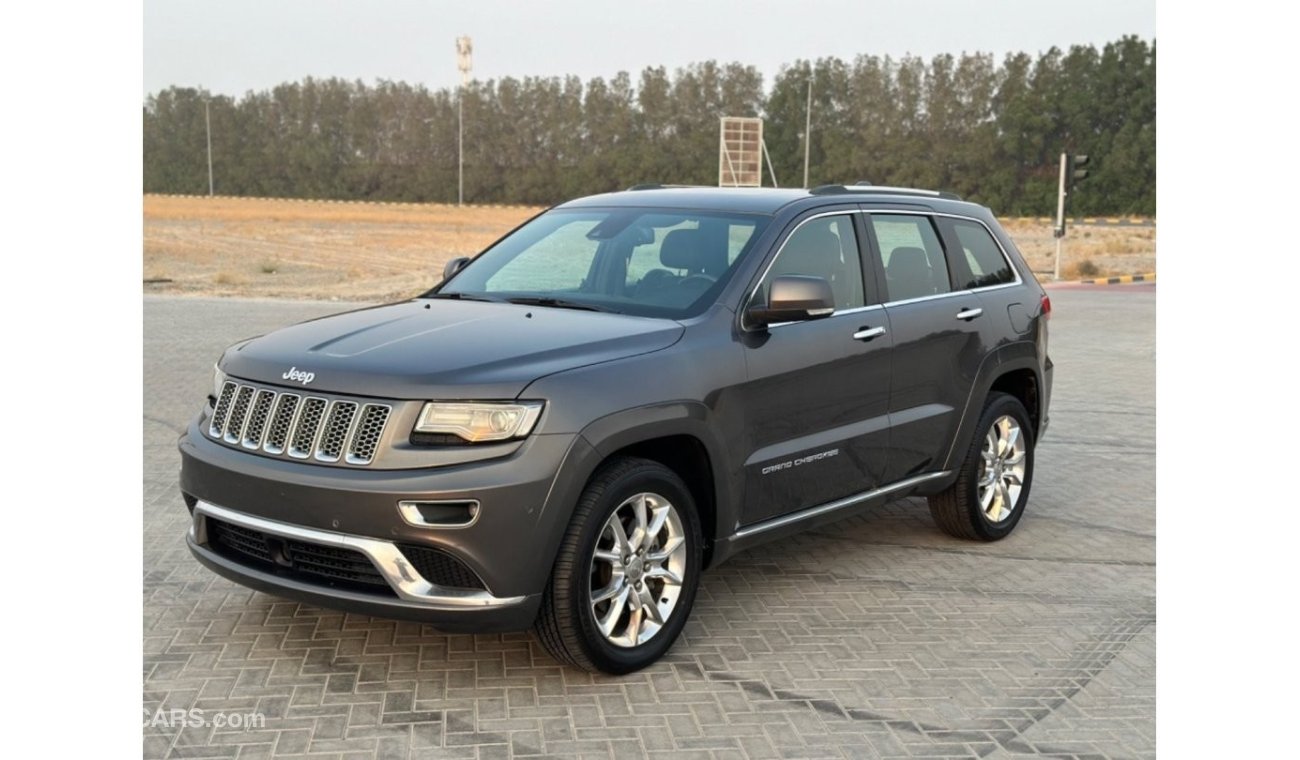 Jeep Grand Cherokee Limited MODEL 2014 GCC CAR PERFECT CONDITION FULL OPTION PANORAMIC ROOF