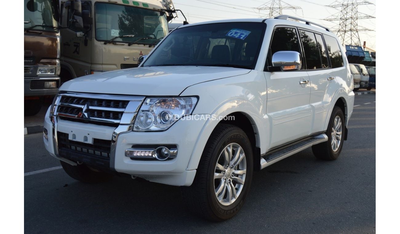 Mitsubishi Pajero Full option leather seats clean car accident free