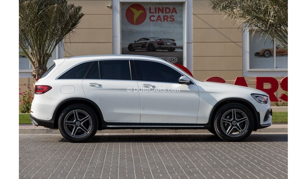 مرسيدس بنز GLC 200 Premium 2.0L RWDMercedes-Benz GLC200 2022 GCC under Agency Warranty with Flexible Down-Payment.