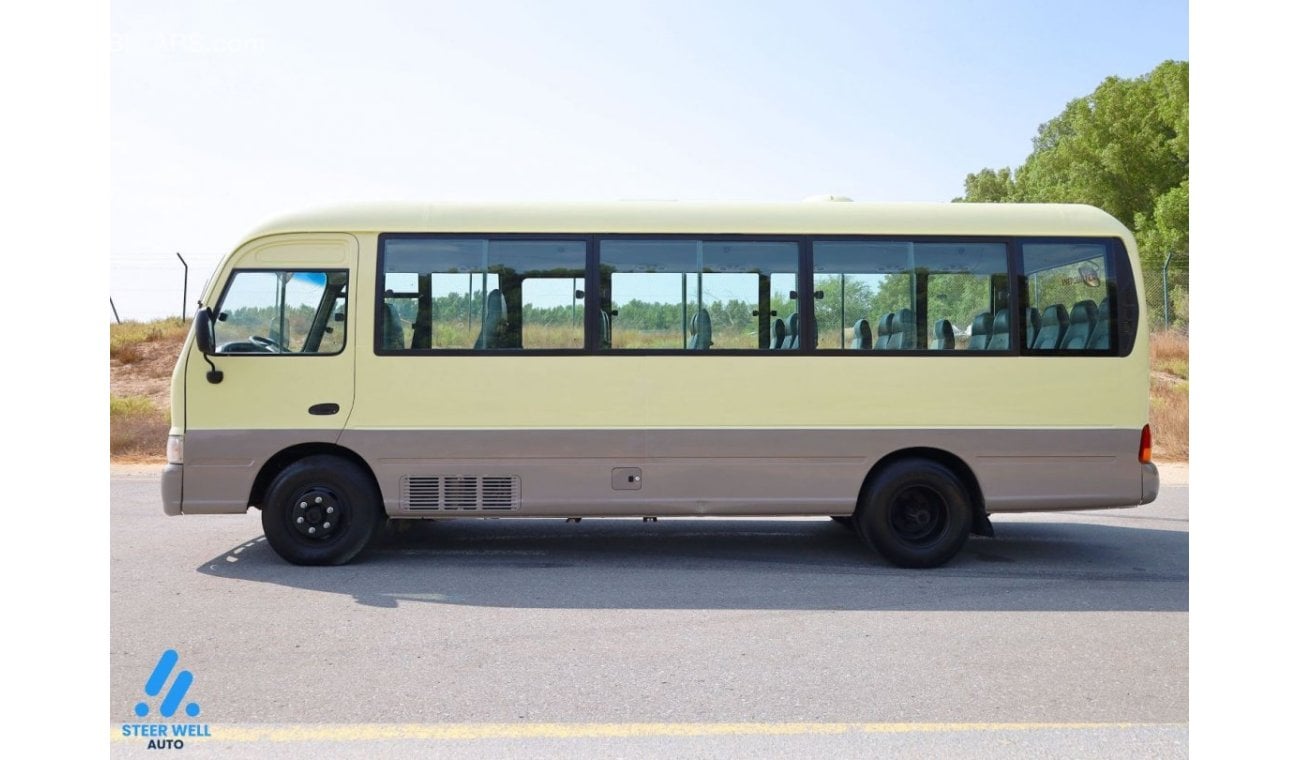 Hyundai County Bus D4DD 3.9L RWD 27 Seater DSL MT / Ready to Drive / Like New Condition / GCC