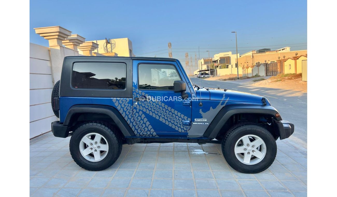 Jeep Wrangler Big Bear Extreme 3.6L A/T Jeep Wrangler  Without accident  Original paint GCC 2009 Manual gear