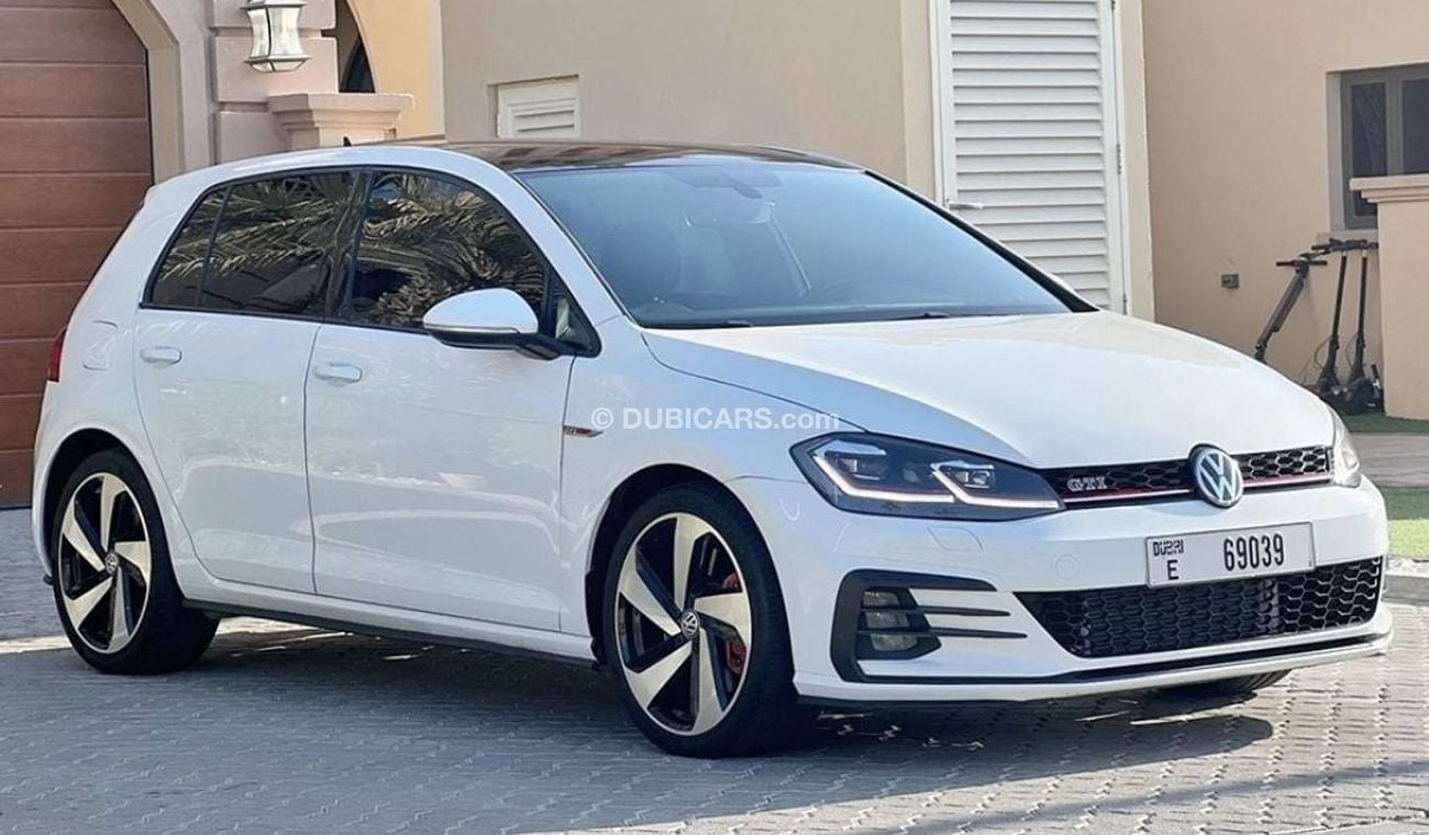 فولكس واجن جولف GTI Sport 2.0T