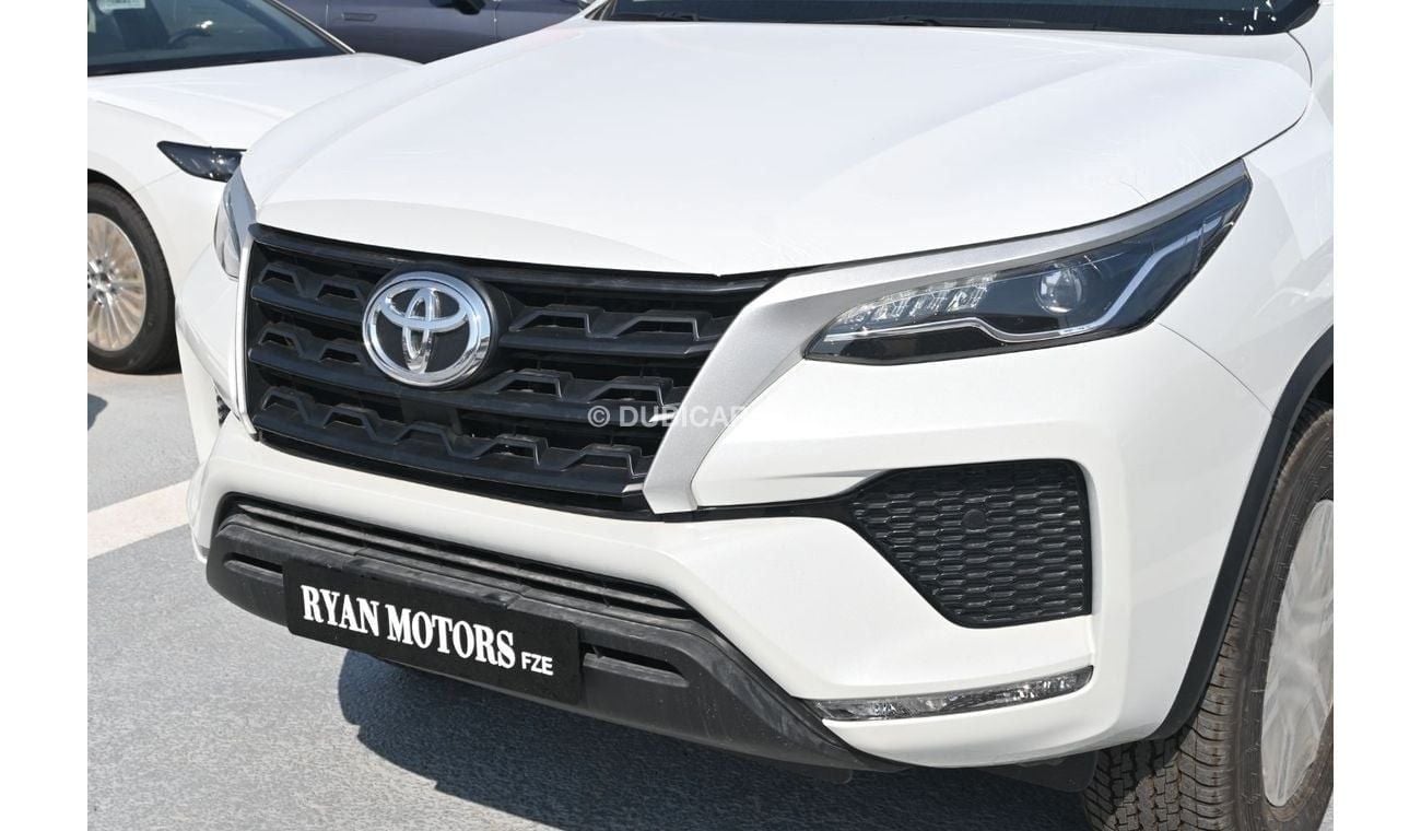 Toyota Fortuner Toyota Fortuner 2.7L Petrol, Automatic 4WD, Model 2024, Color White (Export Price)