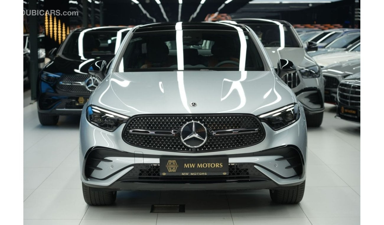 مرسيدس بنز GLC 200 Mercedes-Benz GLC 200 Coupe | 2024 GCC 0km | 5 Years Agency Warranty | Burmester | Panoramic