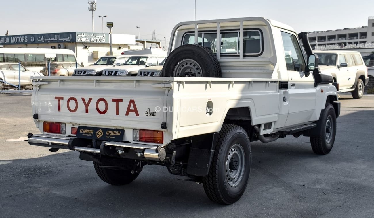 Toyota Land Cruiser Pick Up TOYOTA LC PICK UP 79 SC DIESEL 2.8L A/T, MY24 2.8L Basic-A/T Diesel