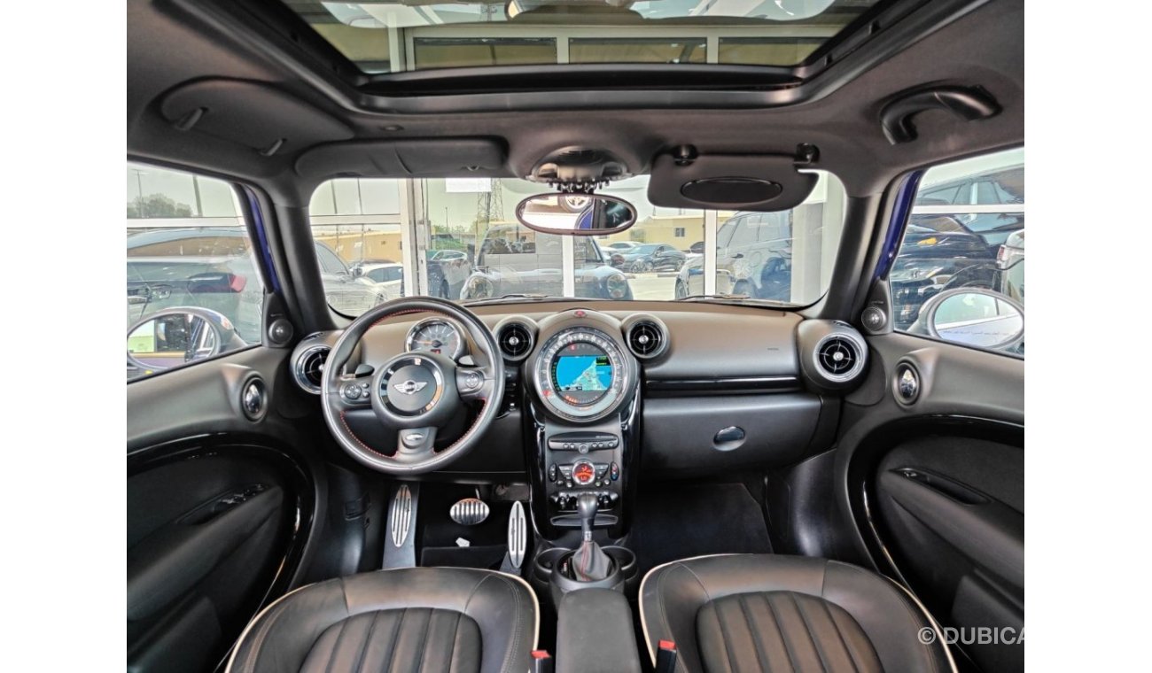 Mini Cooper S Countryman AED 1,500 P.M | 2015 MINI COUNTRYMAN COOPER S JCW-KIT  | GCC | PANORAMIC ROOF | 1.6L | 190 HP