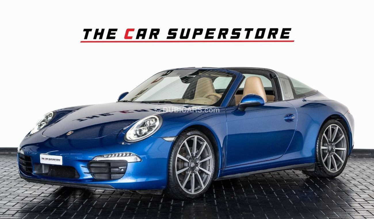 Porsche 911 Targa 4 GTS 2014 - PORSCHE TARGA 4 - GCC - V6 - IMMACULATE CAR - 1 YEAR WARRANTY