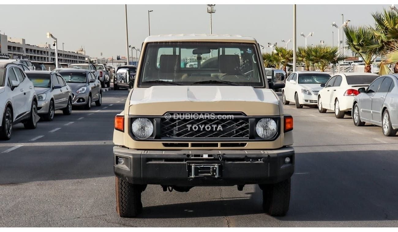 Toyota Land Cruiser Pick Up Pickup LC79 Petrol 4.0L , V6 Automatic