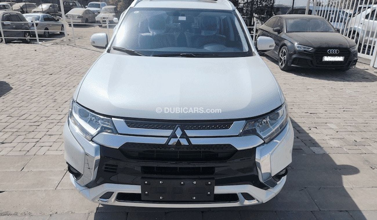 Mitsubishi Outlander 2.0 ENJOY 5 seats