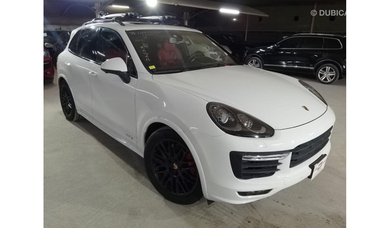 Porsche Cayenne GTS