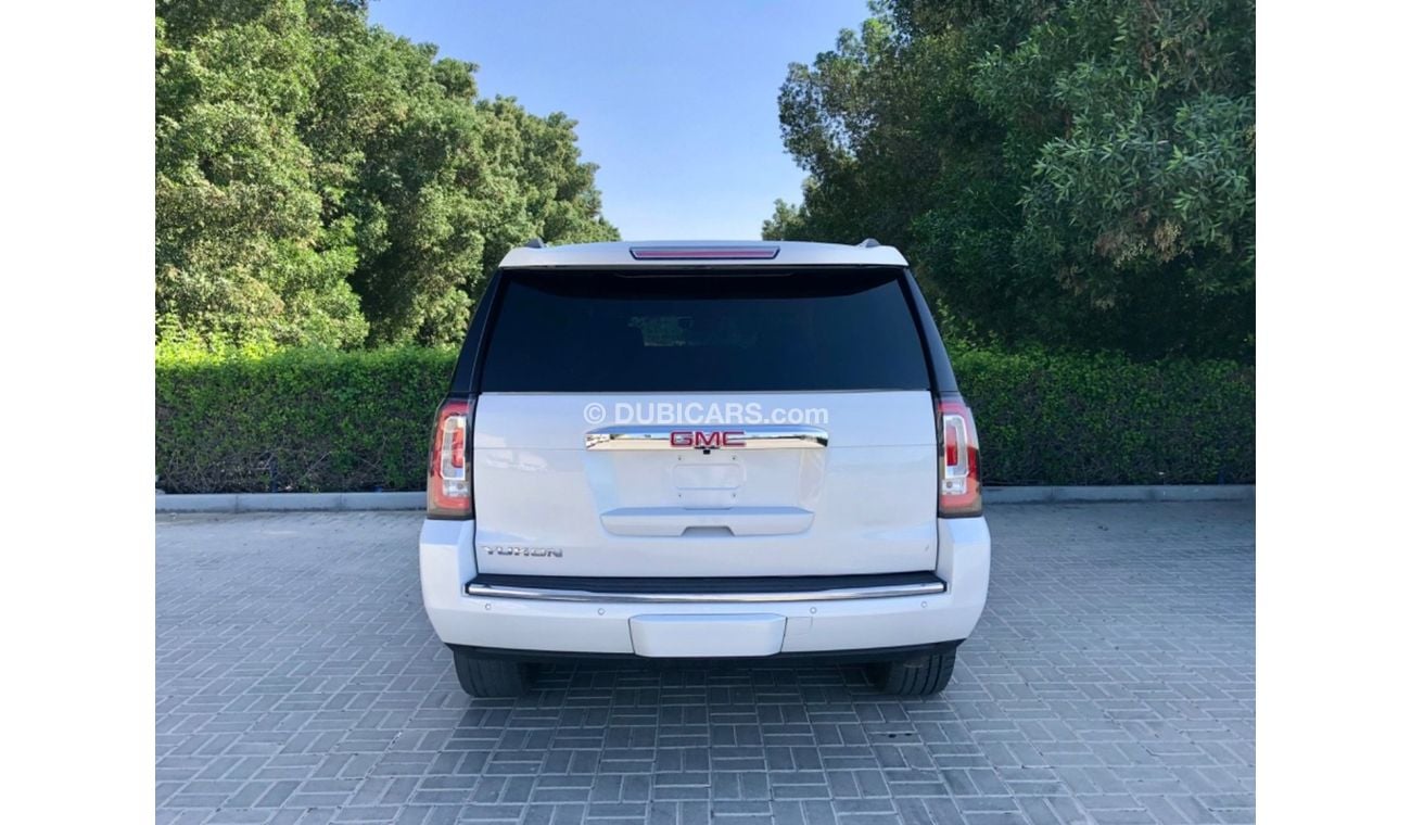 GMC Yukon Denali 6.2L (8 Seater)