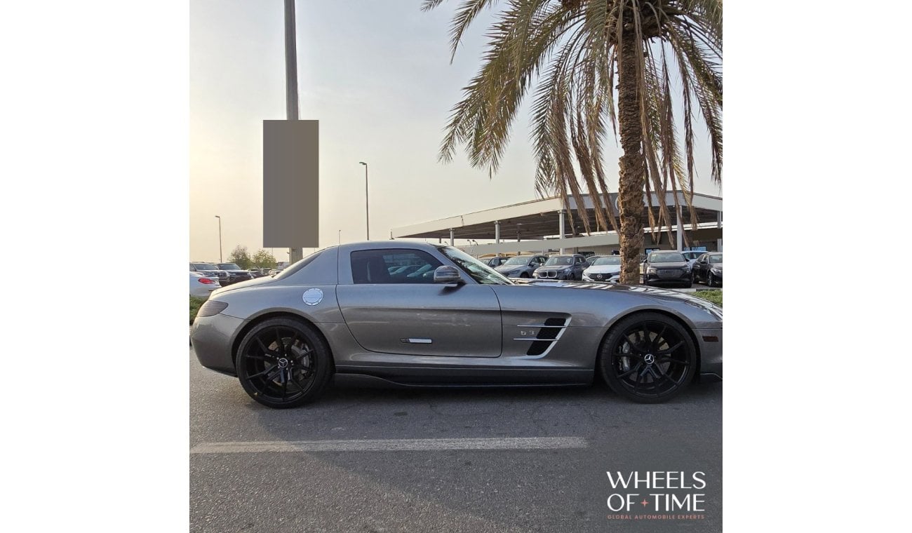 مرسيدس بنز SLS AMG 2011 Mercedes Benz SLS AMG 6.3L V18