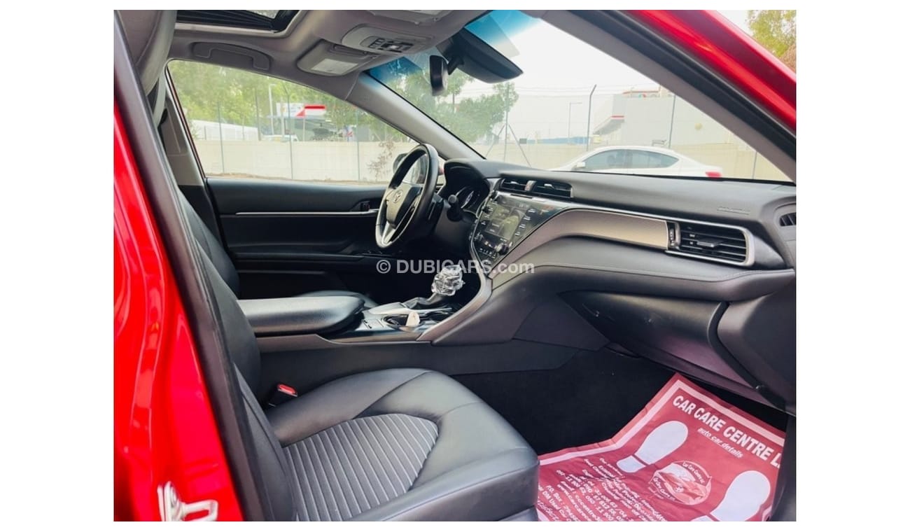 Toyota Camry SE 2019 Camry s class sunroof