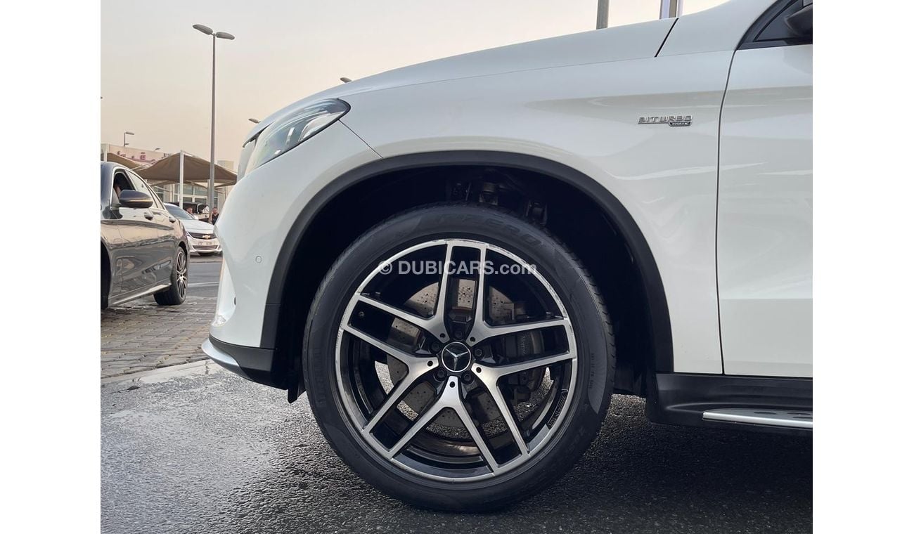 مرسيدس بنز GLE 43 AMG Mercedes GLE 43 AMG Gulf model 2017 in excellent condition, full specifications